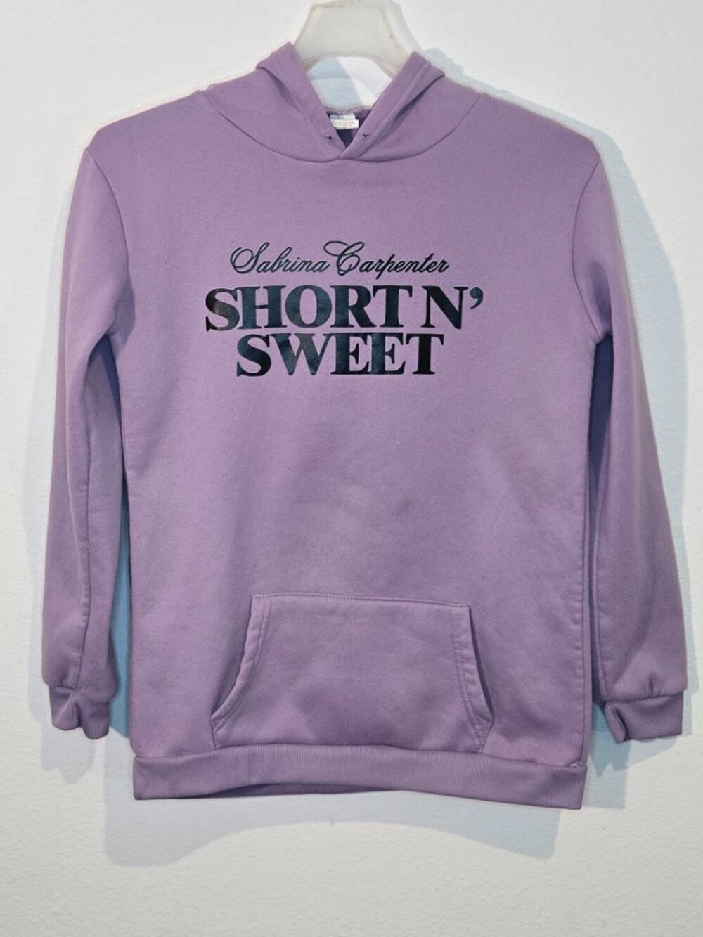 SABRINA CARPENTER SHORT AND SWEET TOUR MERCH HOODIE size M lilac purple used